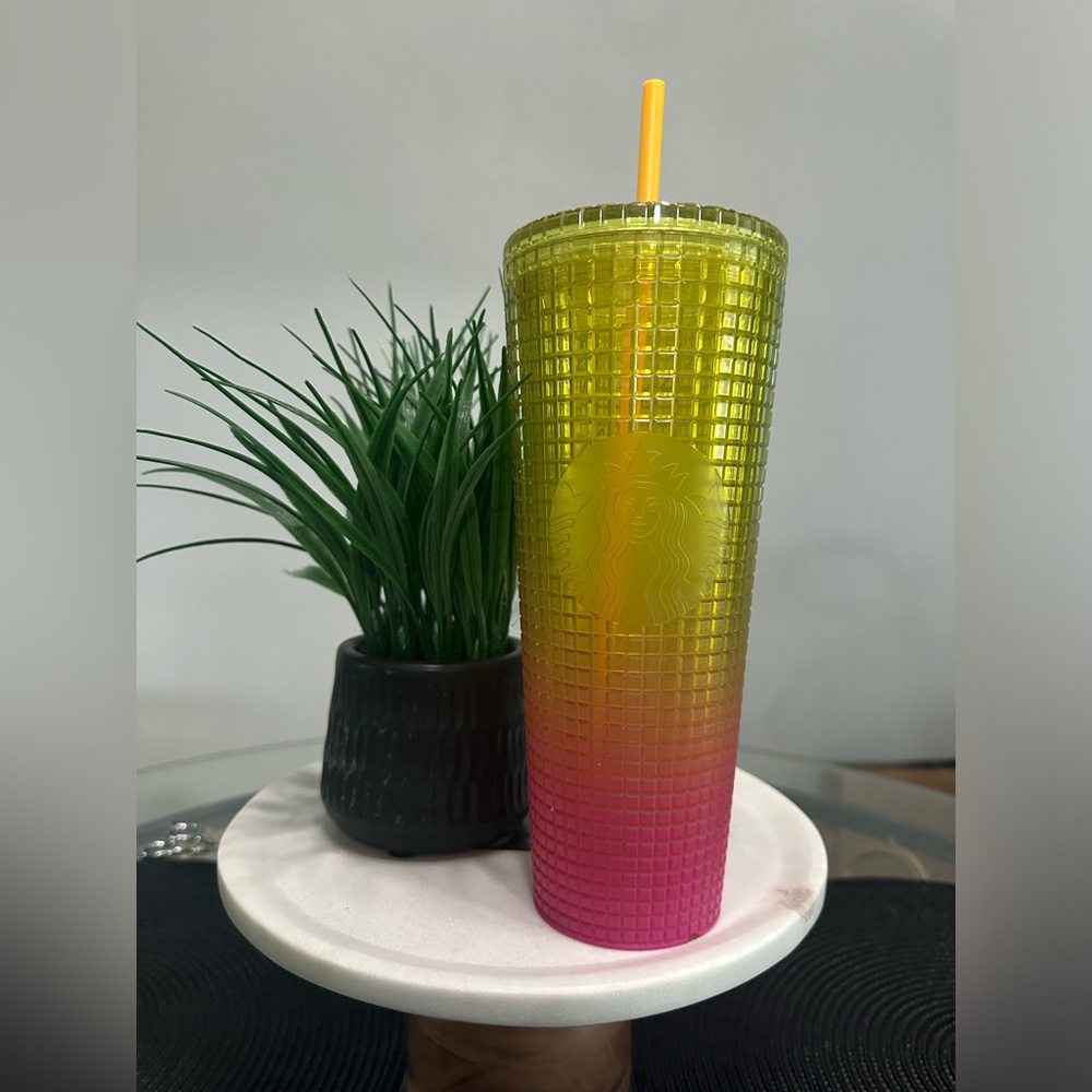 STARBUCKS Strawberry Lemonade Grid Tumbler